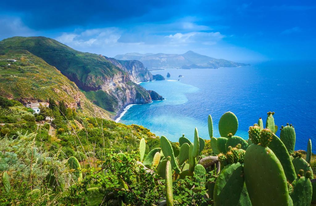 Villa A Lipari Eksteriør bilde