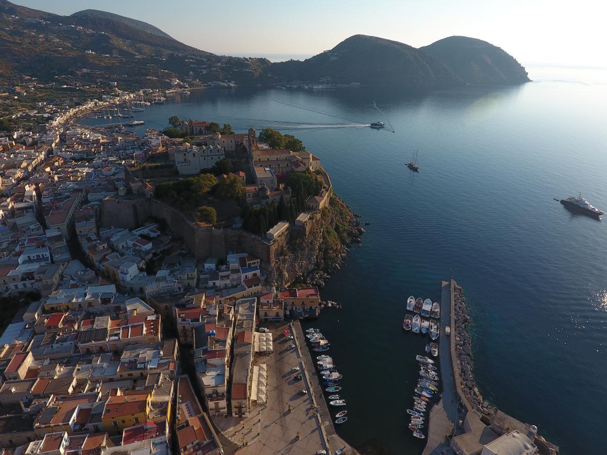 Villa A Lipari Eksteriør bilde