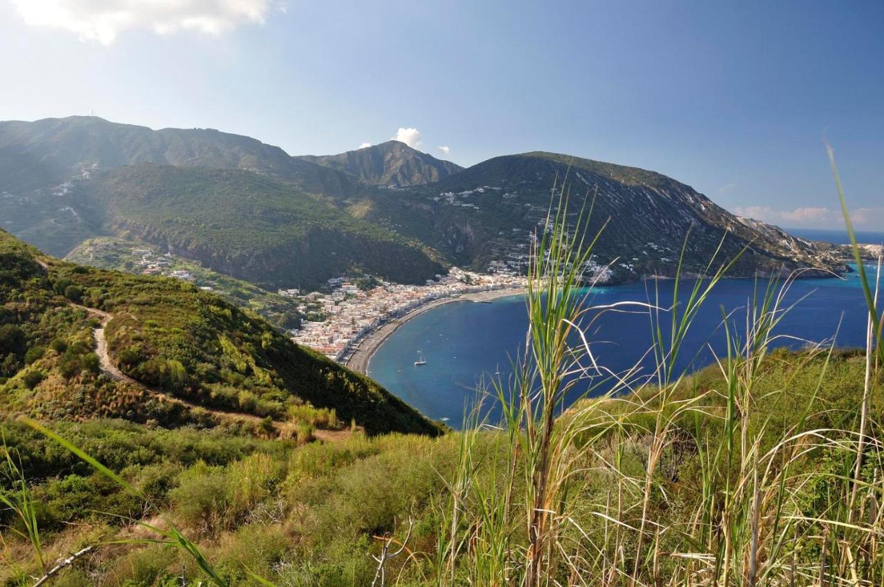 Villa A Lipari Eksteriør bilde